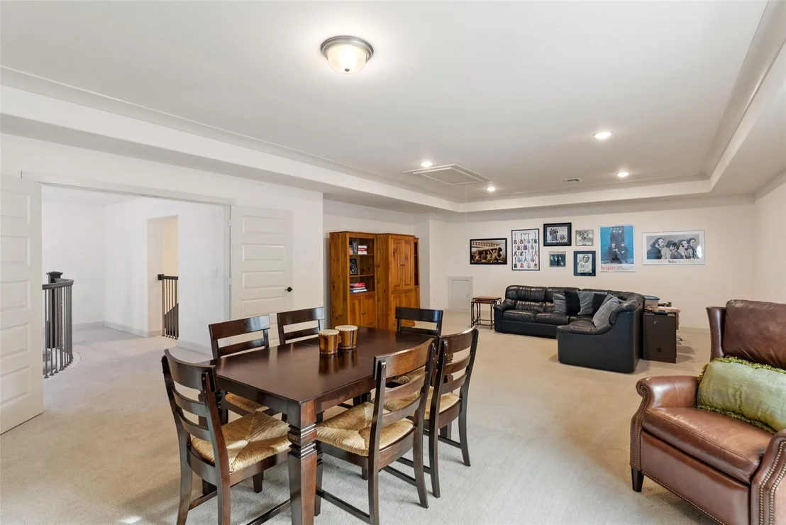 Photo of 617 Rawson BND