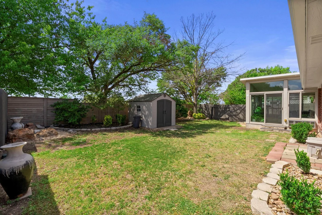 Photo of 15012 Galena DR