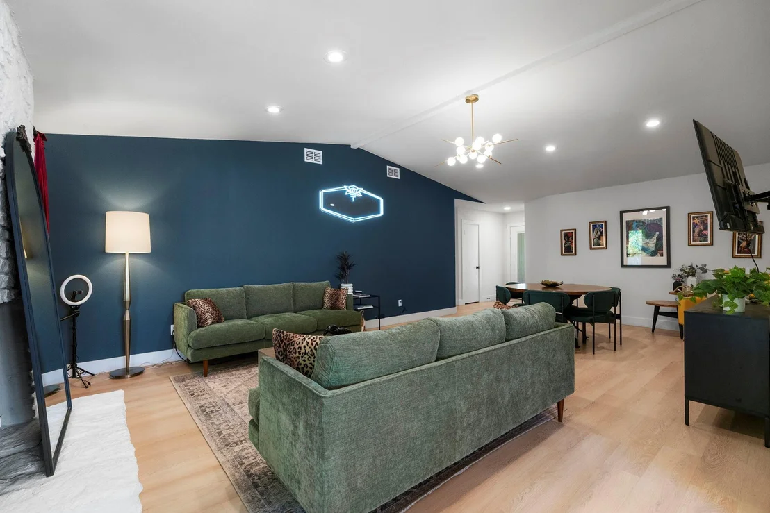 Photo of 7507 Bender DR