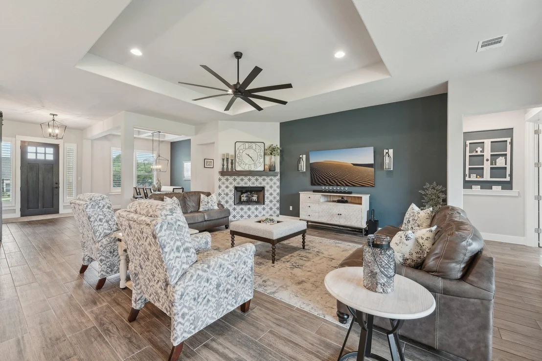 Photo of 300 Red Mulberry WAY