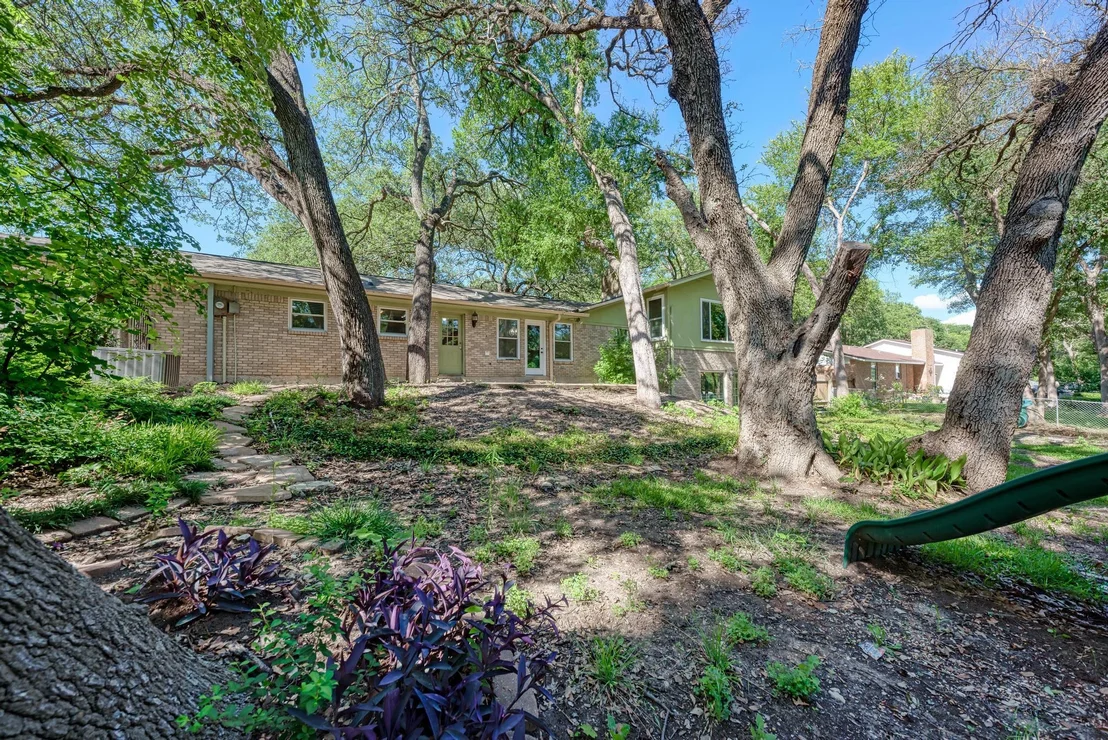 Photo of 2505 Linwood RD