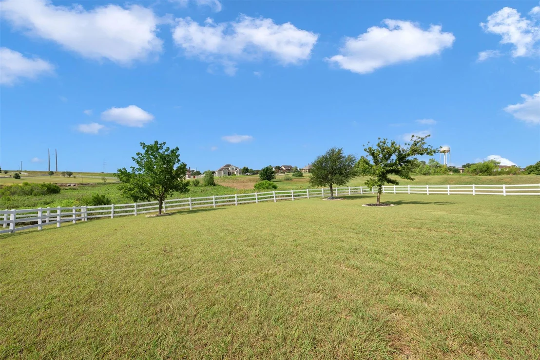 Photo of 111 Lookout CIR