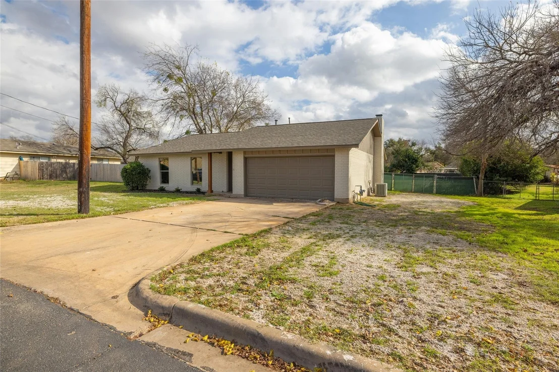 Photo of 902 Power RD