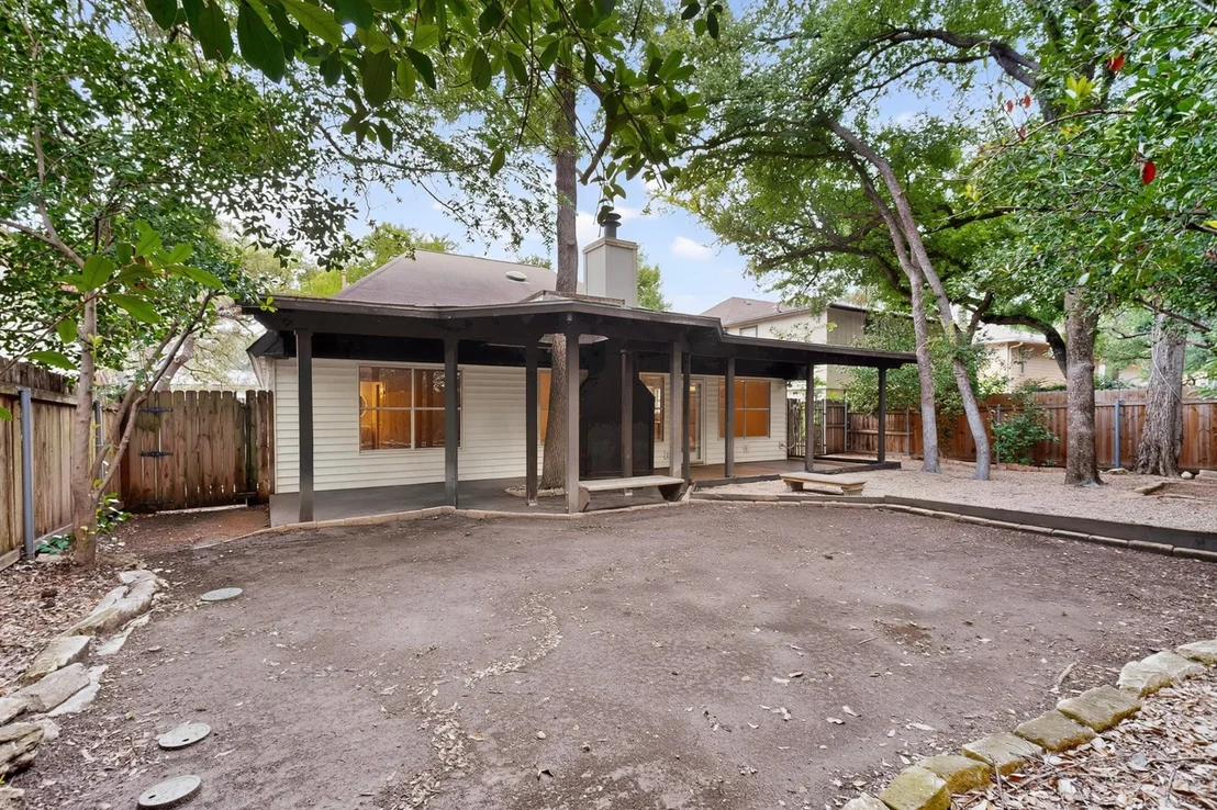 Photo of 7441 Dallas DR