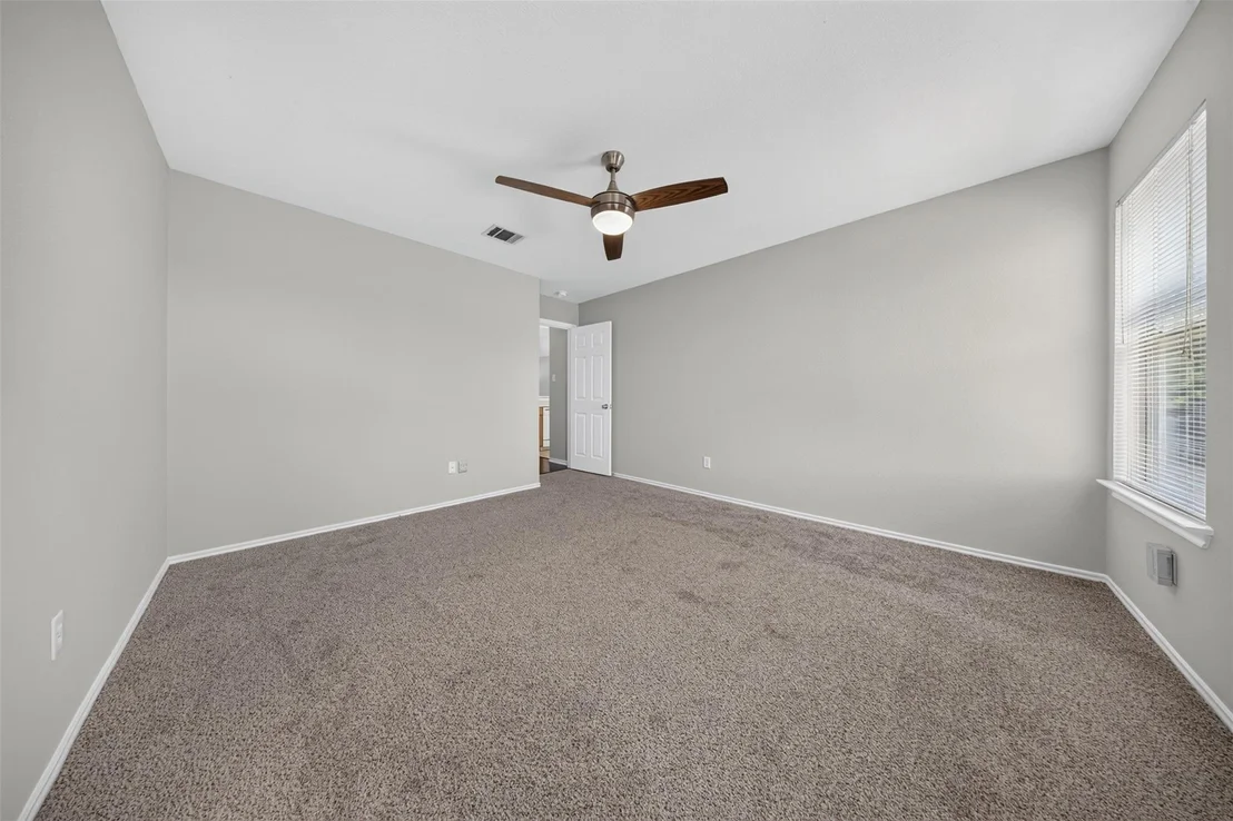 Photo of 112 Northern TRL