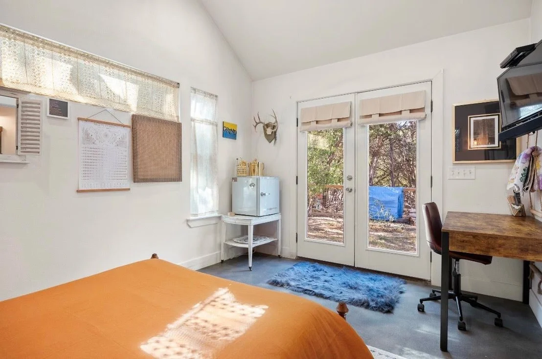 Photo of 108 Cowpoke CIR