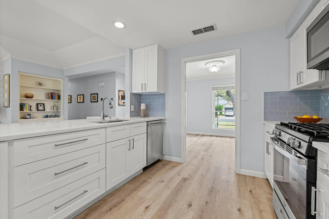 Photo of 11602 Three Oaks TRL