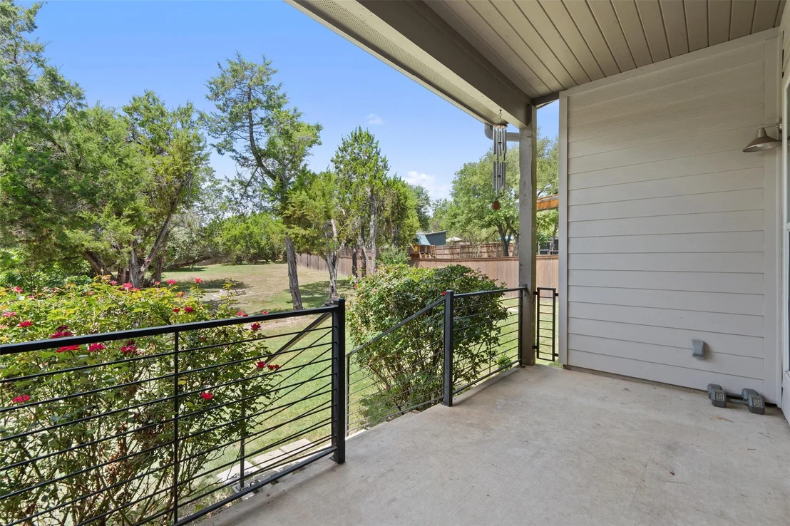 Photo of 17213 Oak Cliff CIR