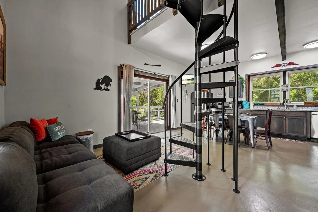 Photo of 28531 Paradise Manor DR
