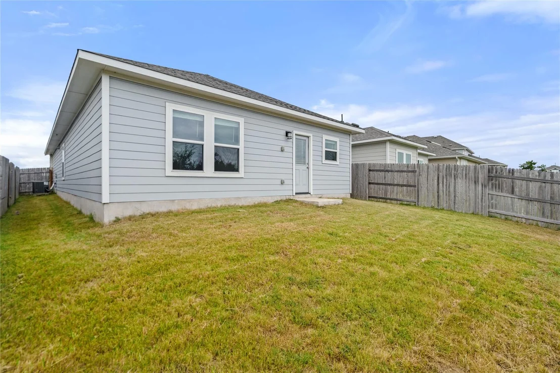 Photo of 129 Tall Grass DR