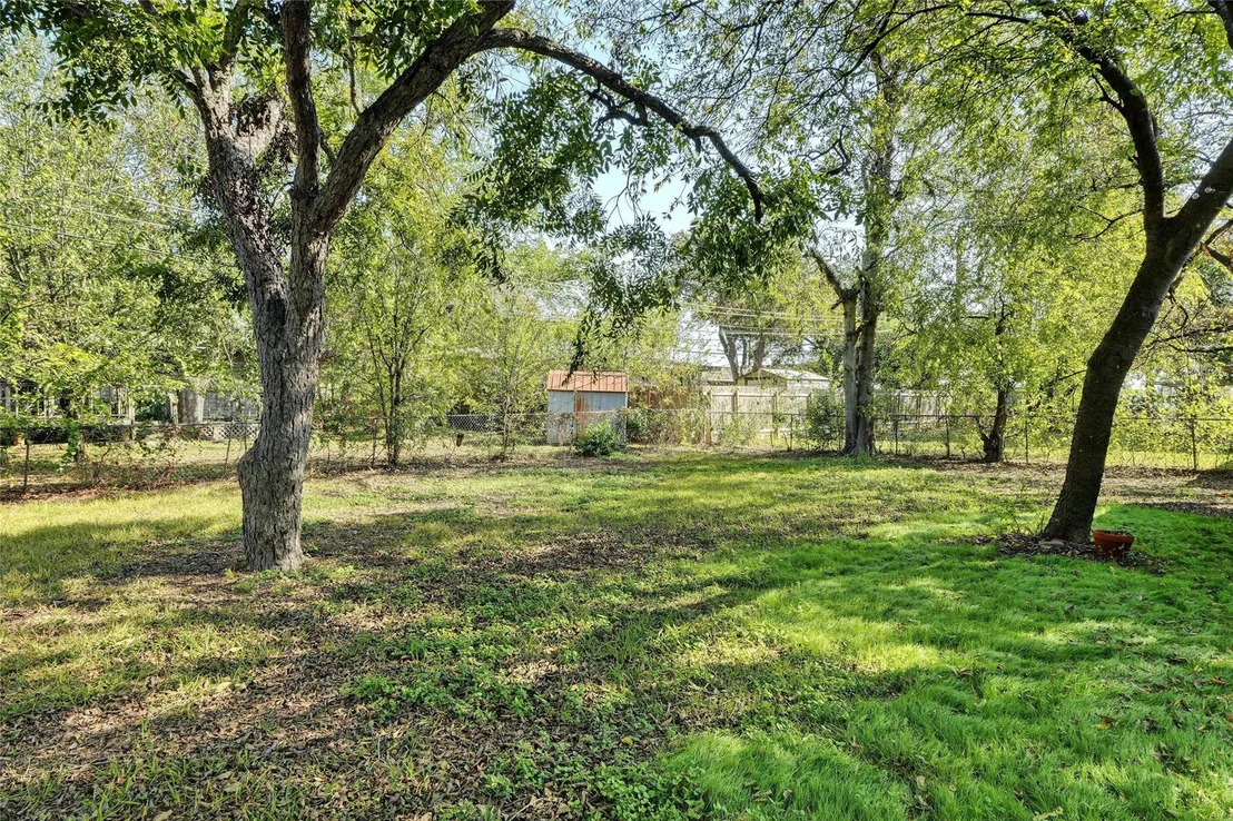Photo of 1604 Briarcliff BLVD
