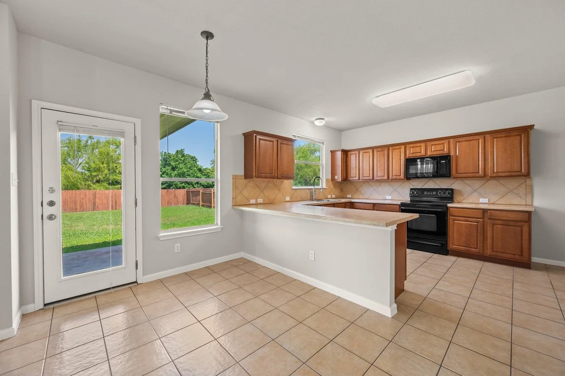 Photo of 215 Gainer DR