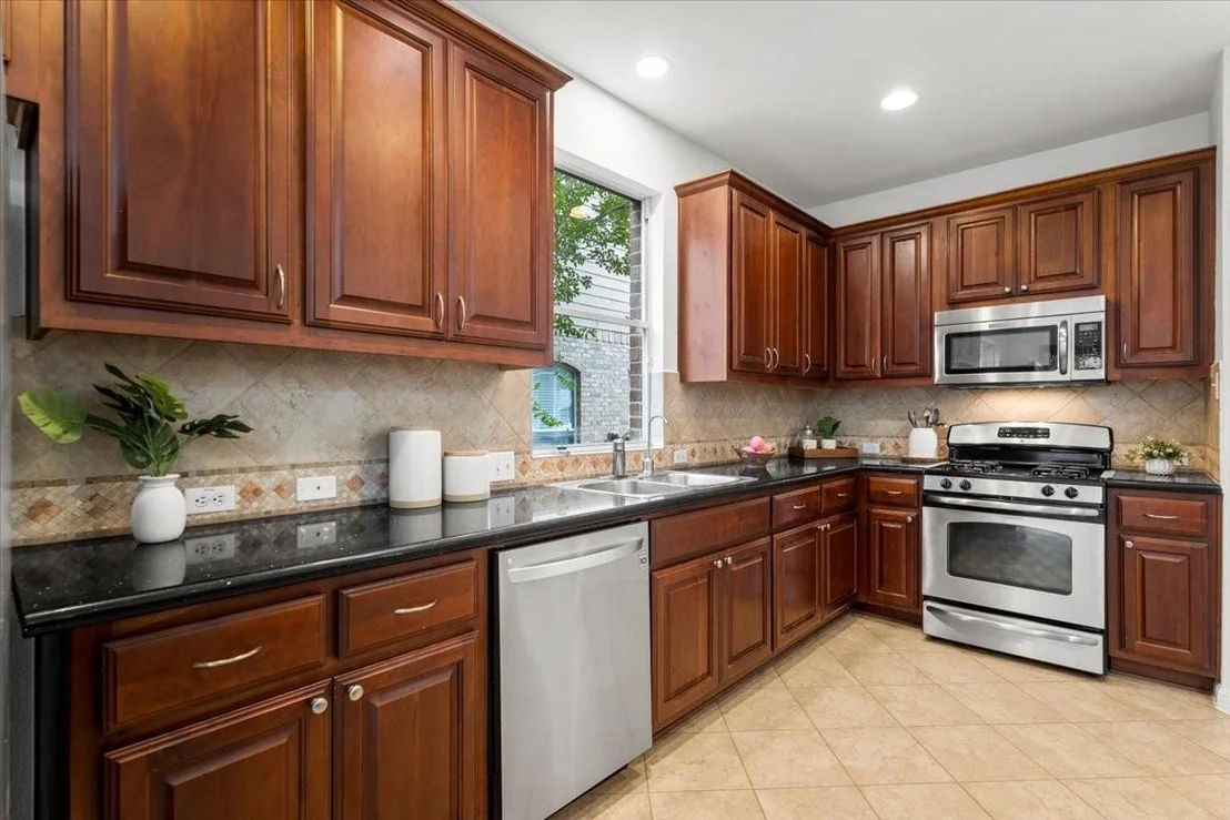 Photo of 1006 Walsh Hill TRL