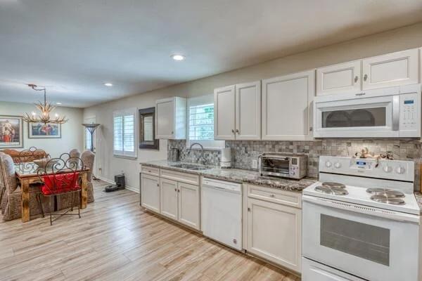 Photo of 215 E McGee TRL