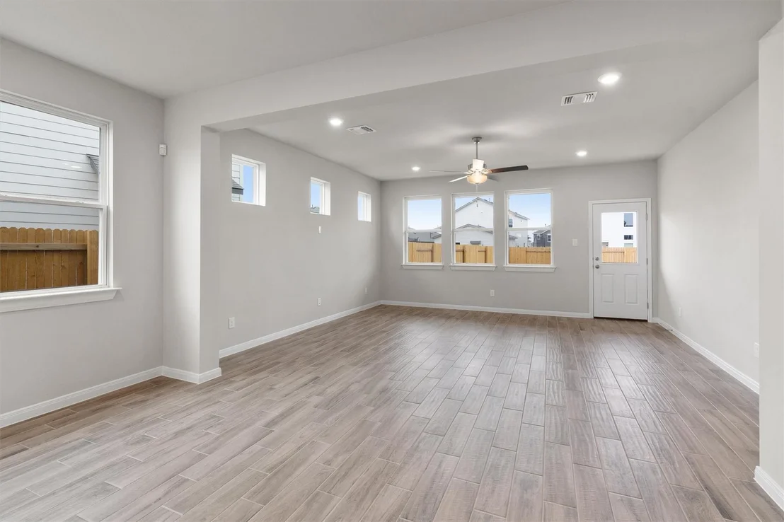 Photo of 301 Stellar Wind DR