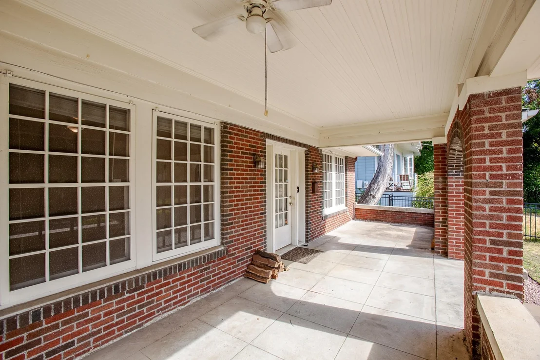 Photo of 3200 Harris Park Ave