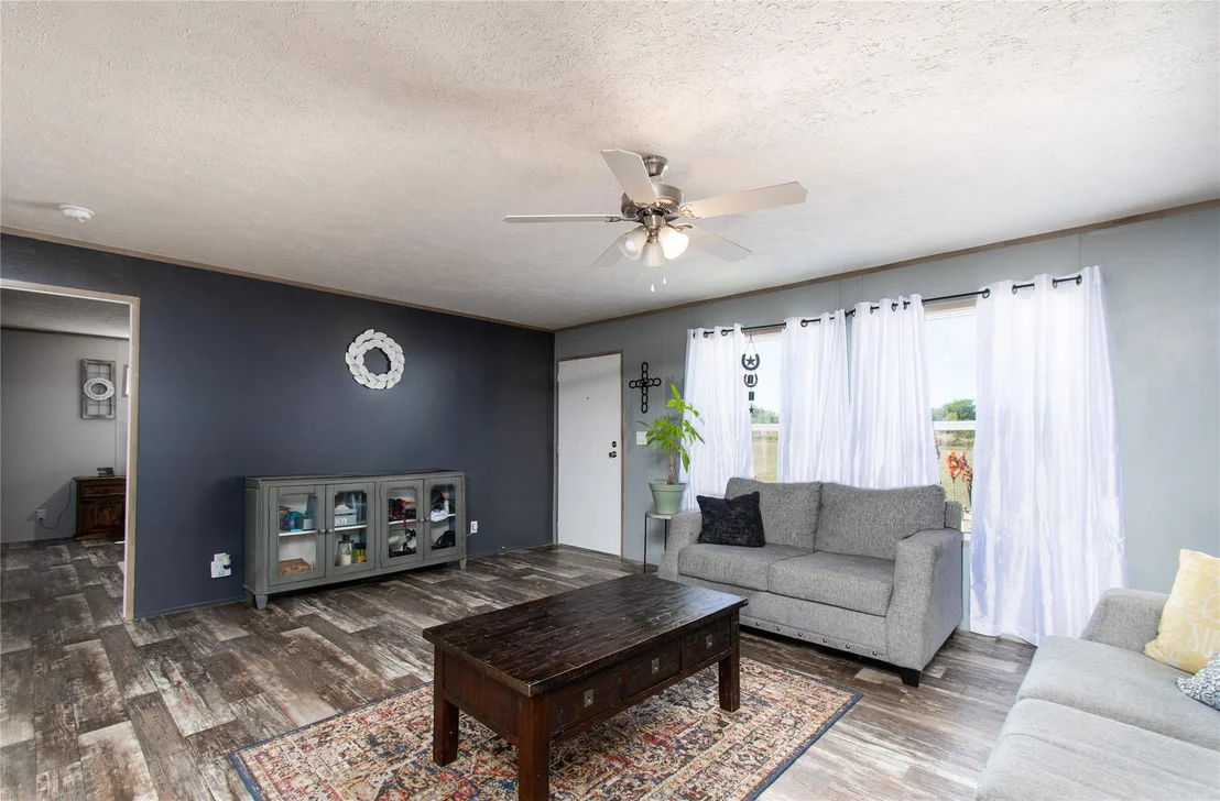 Photo of 1293 Remington CIR