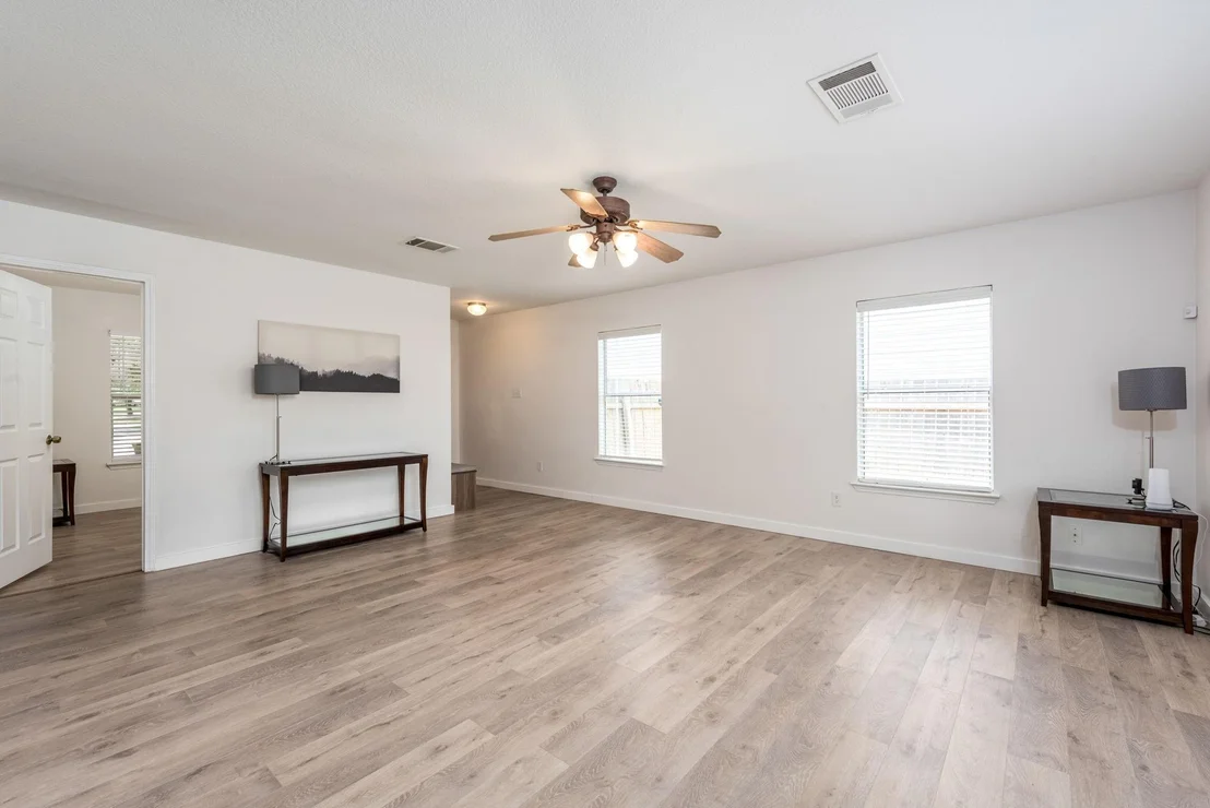 Photo of 1025 Canterbury TRL