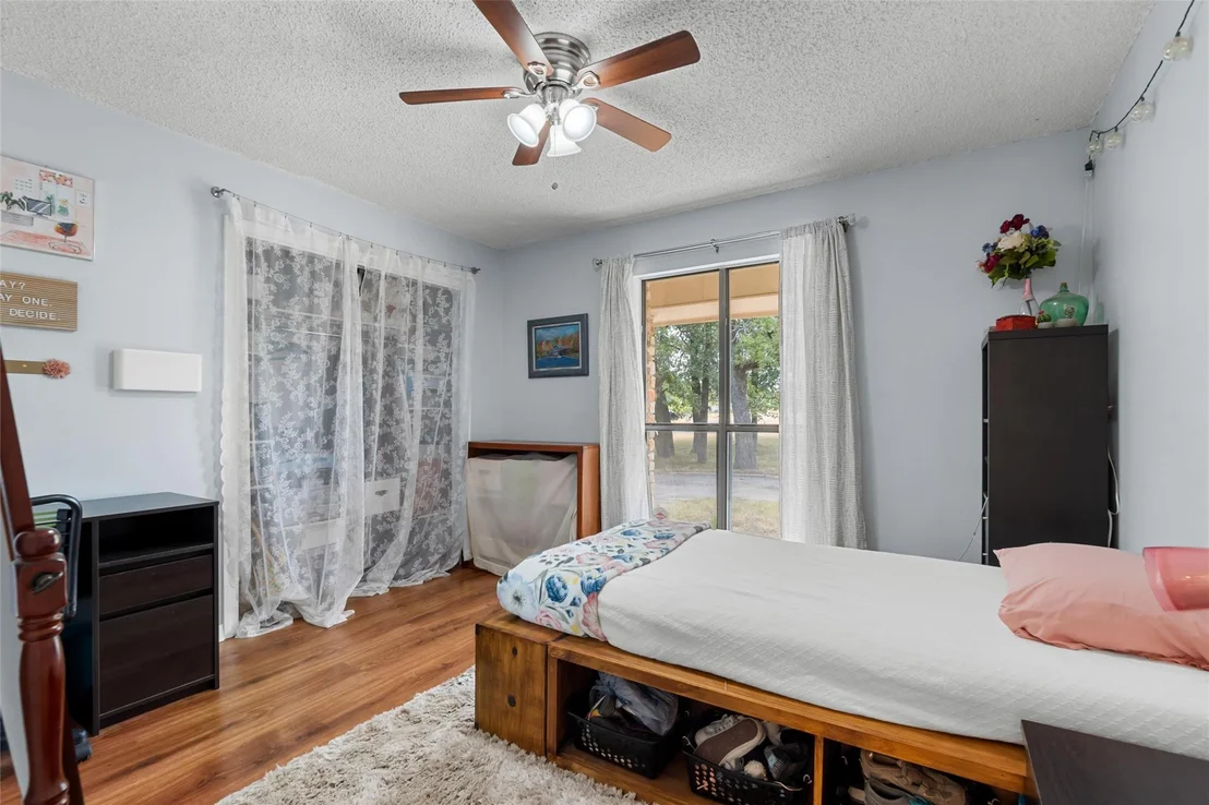 Photo of 312 Southcross RD
