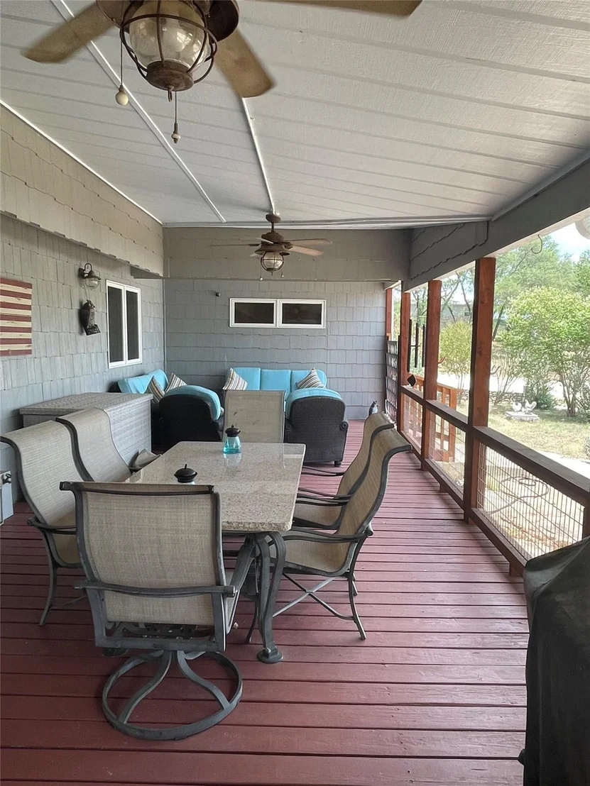 Photo of 138 Suzann LN