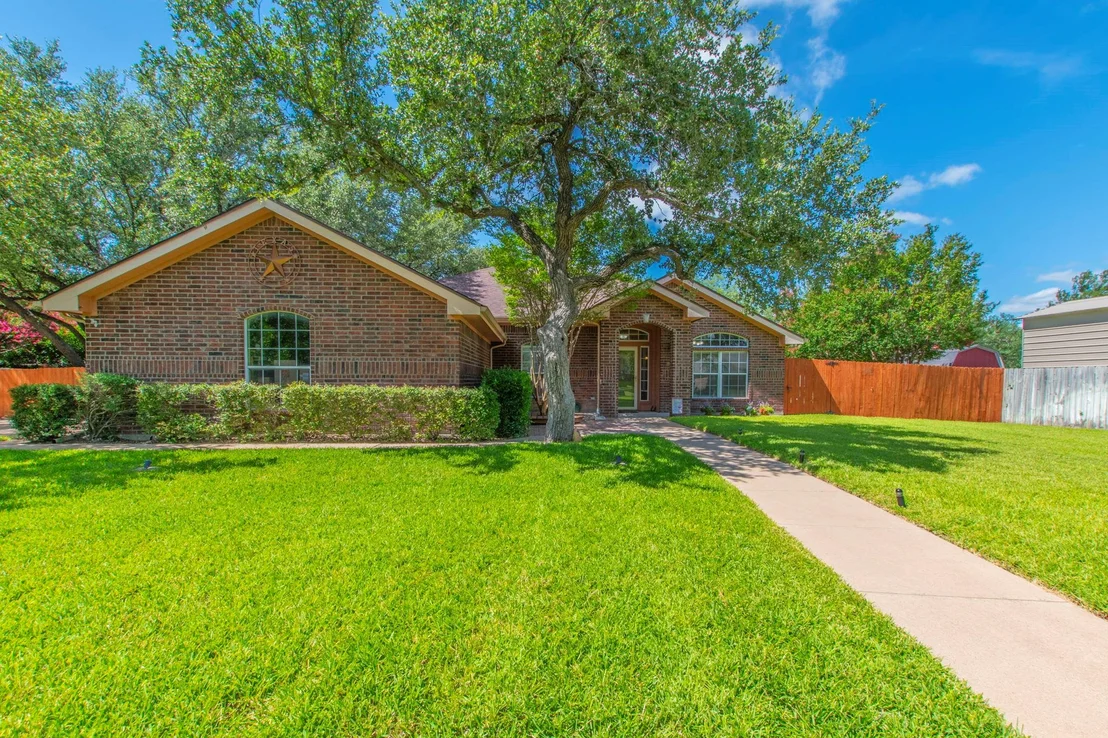 Photo of 104 Jesse James DR
