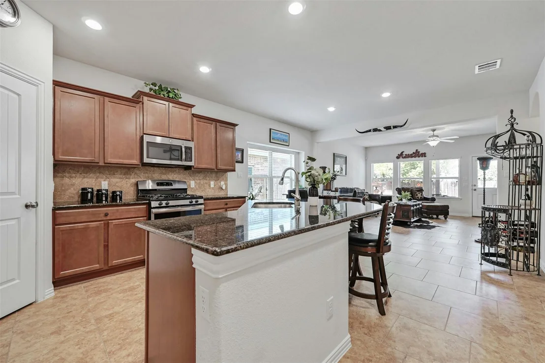 Photo of 265 Shale CIR