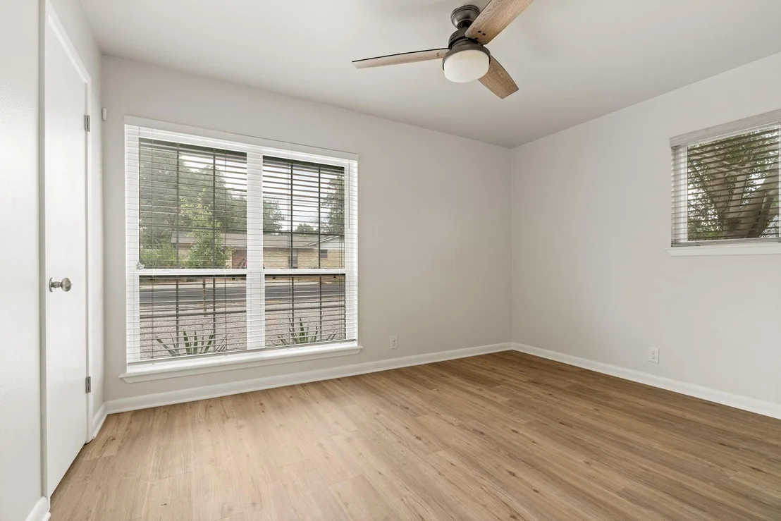 Photo of 3003 Steck Ave