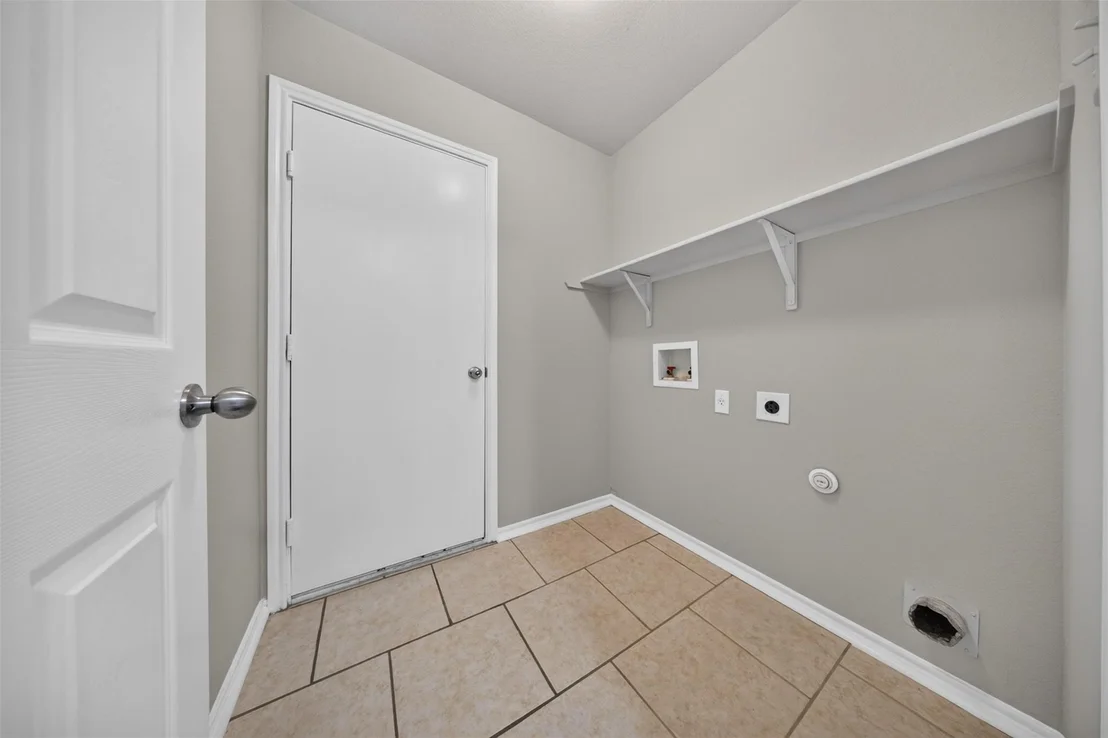 Photo of 112 Northern TRL