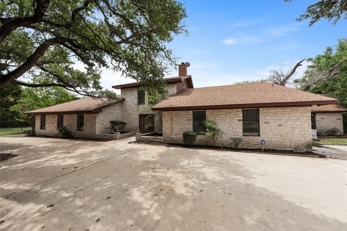 Photo of 11105 Highview DR