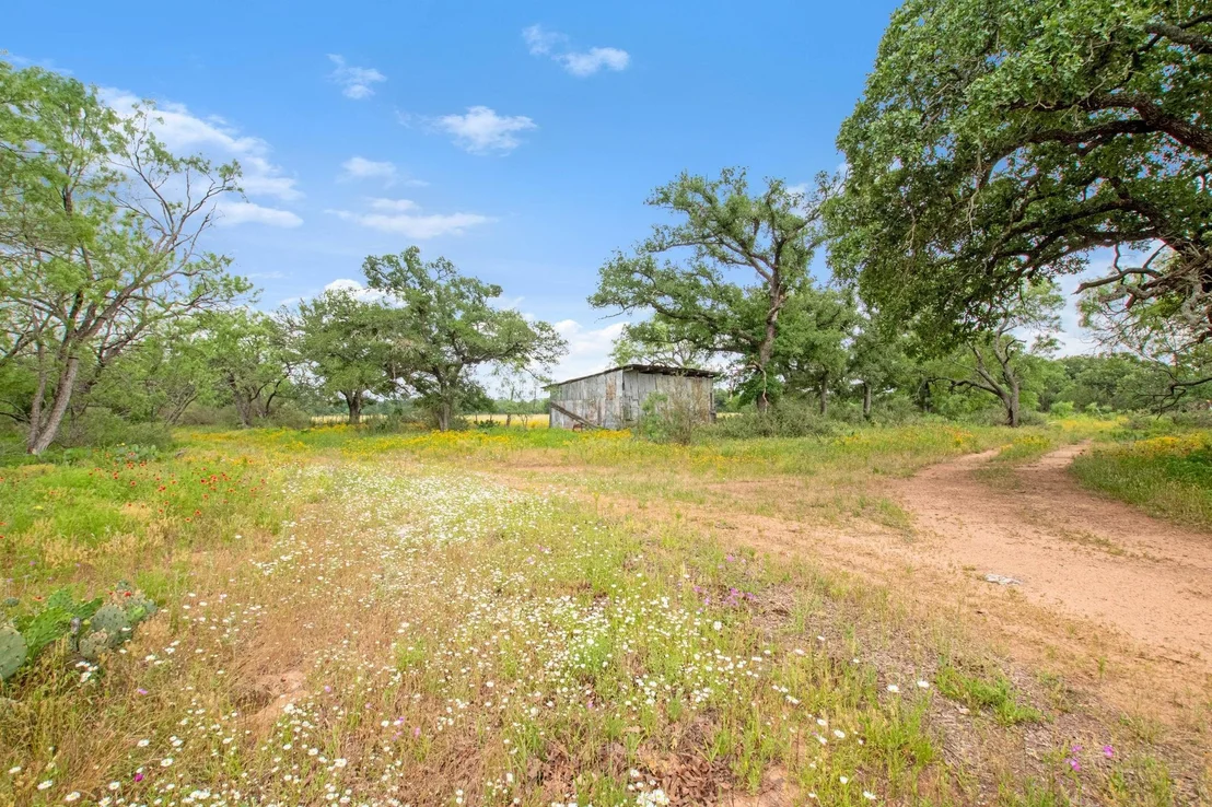 Photo of 9325 Ranch Road 2241 RNCH