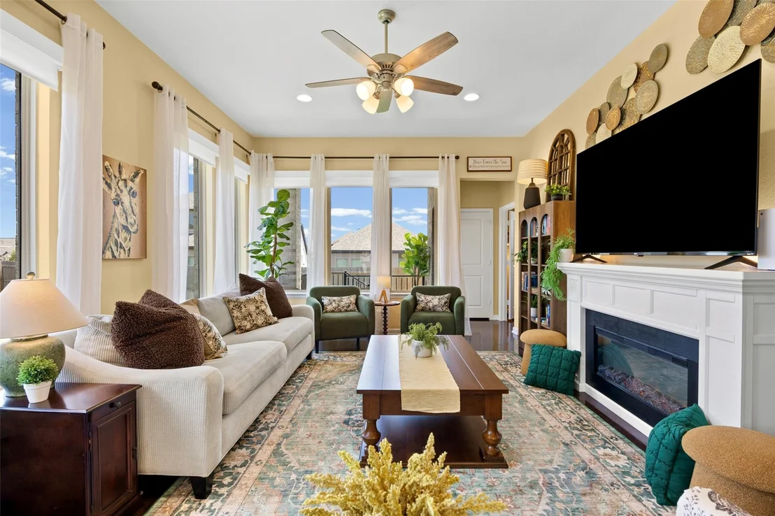 Photo of 271 Reef Band DR