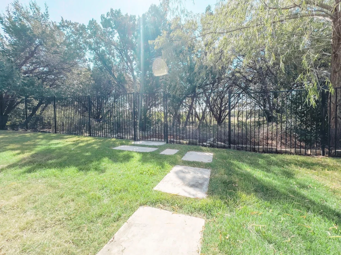 Photo of 349 Arapaho DR