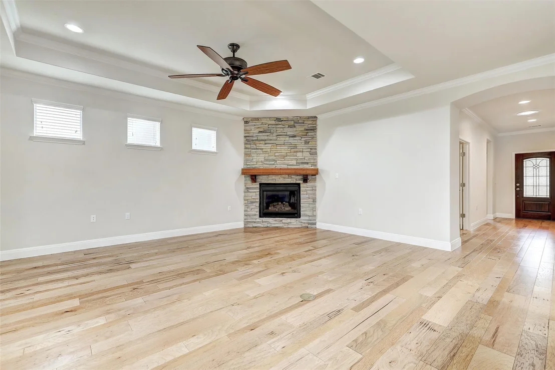 Photo of 2 Acacia WAY