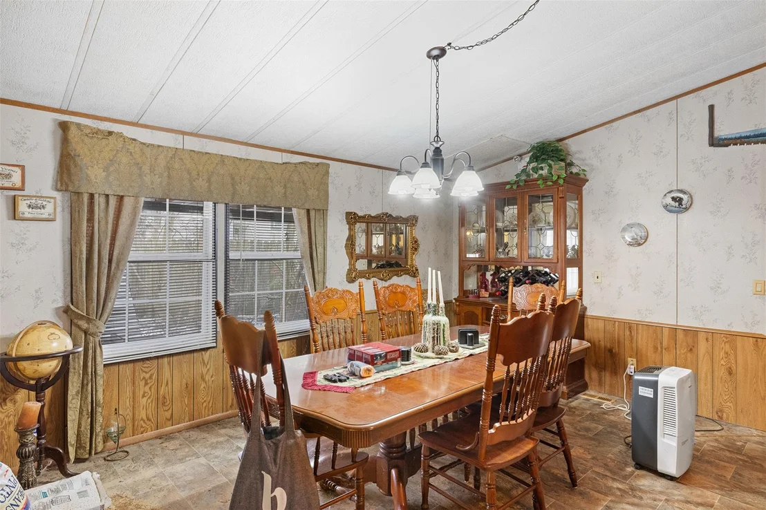 Photo of 7155 County Road 144