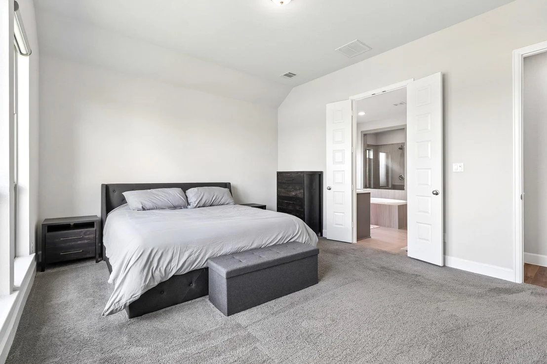 Photo of 112 Chinaberry BND