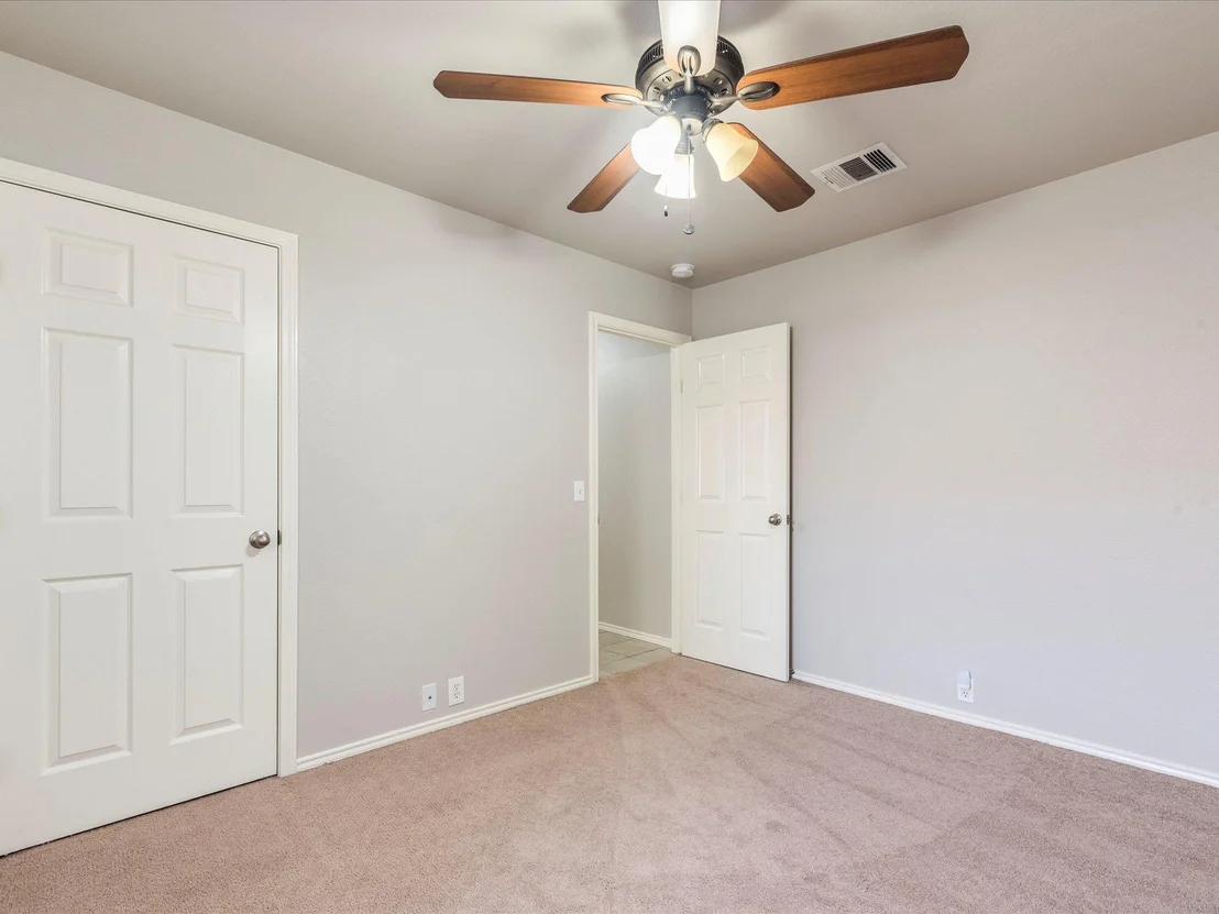 Photo of 1513 Hawk DR