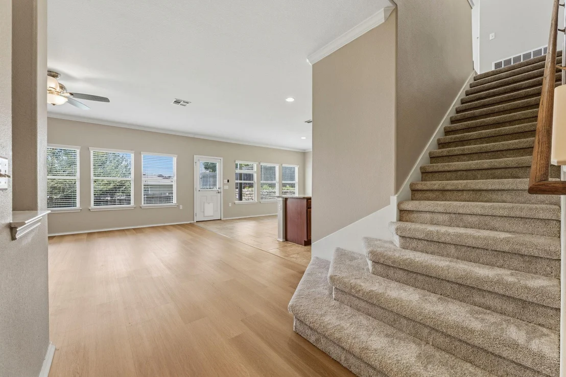 Photo of 10217 Pinnacle Crest LOOP