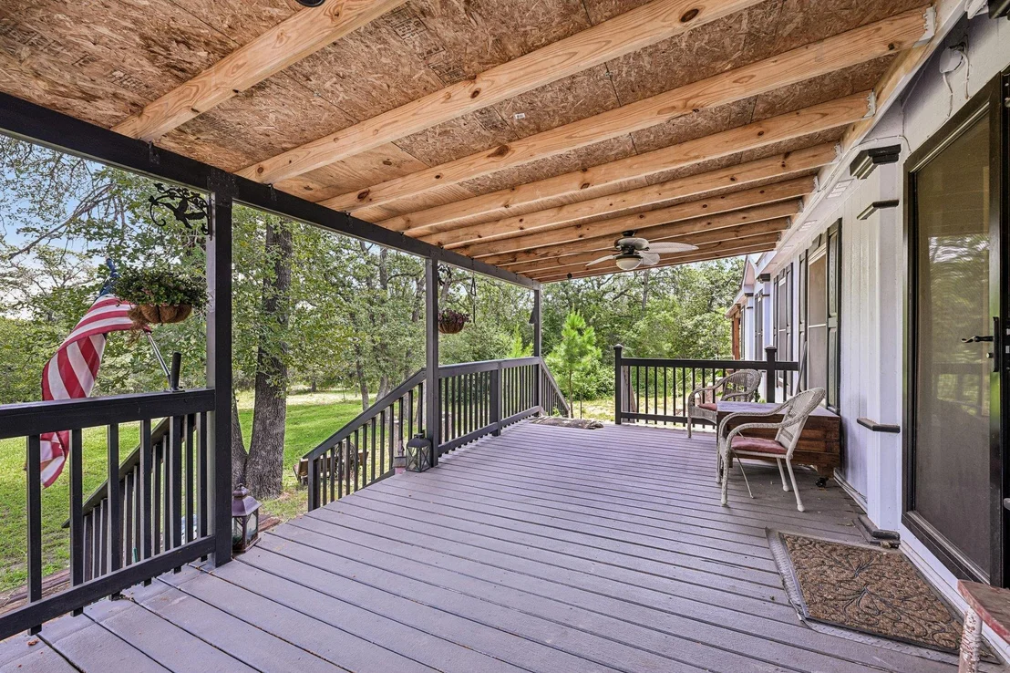 Photo of 541 Hidden Oaks DR