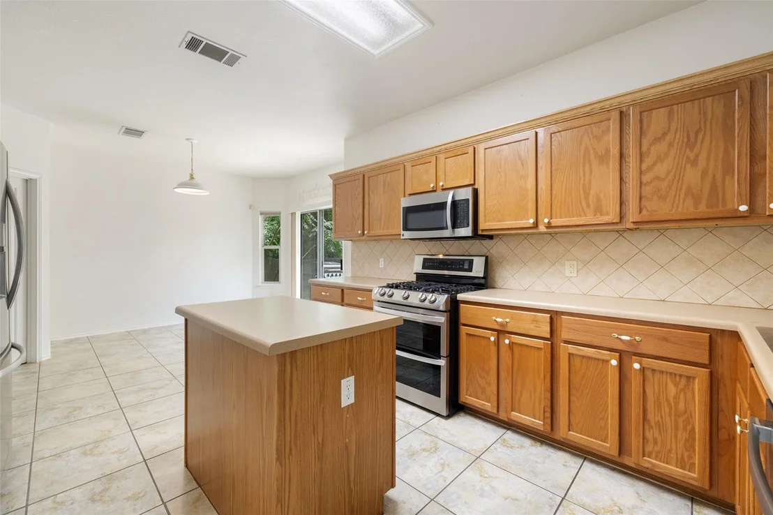Photo of 407 N Lori CIR