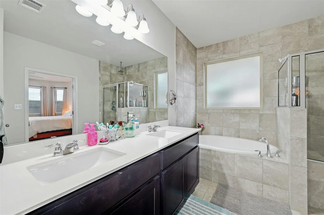 Photo of 541 Blue Oak BLVD