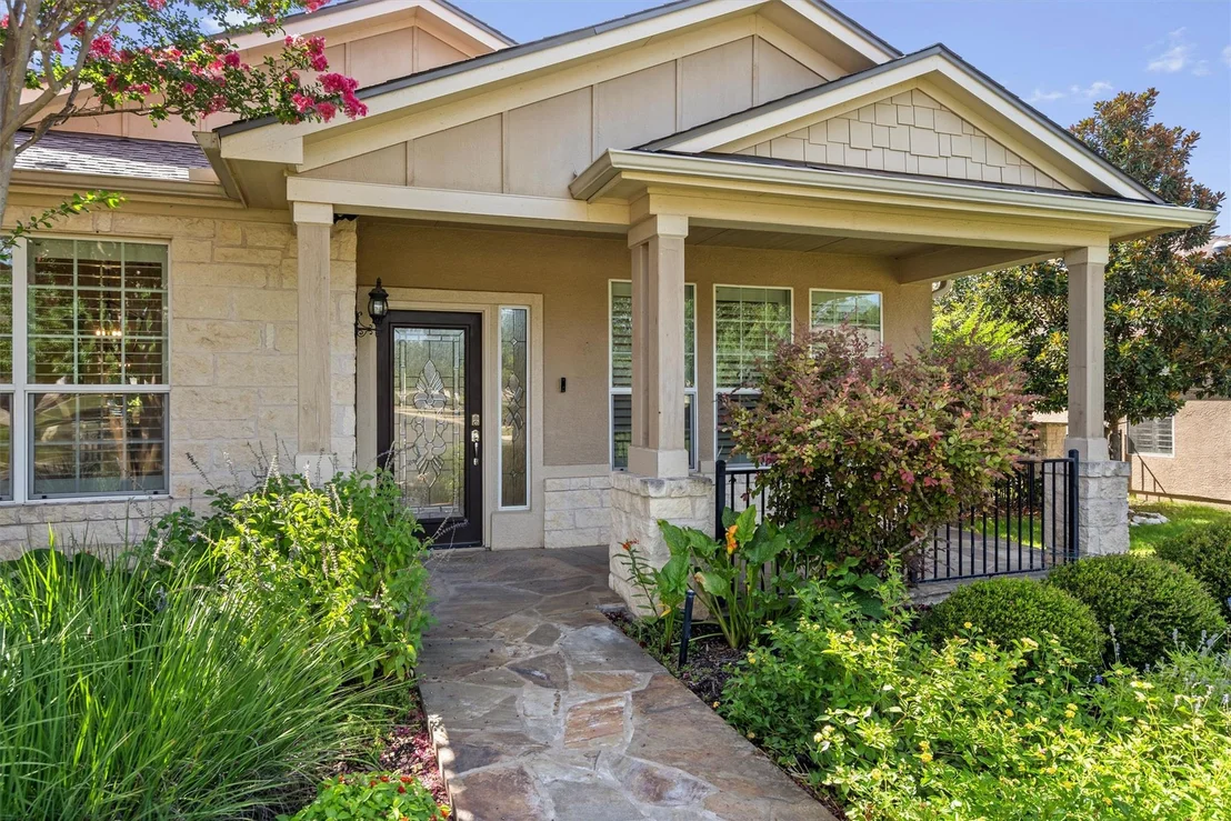 Photo of 300 Pipe Creek LN