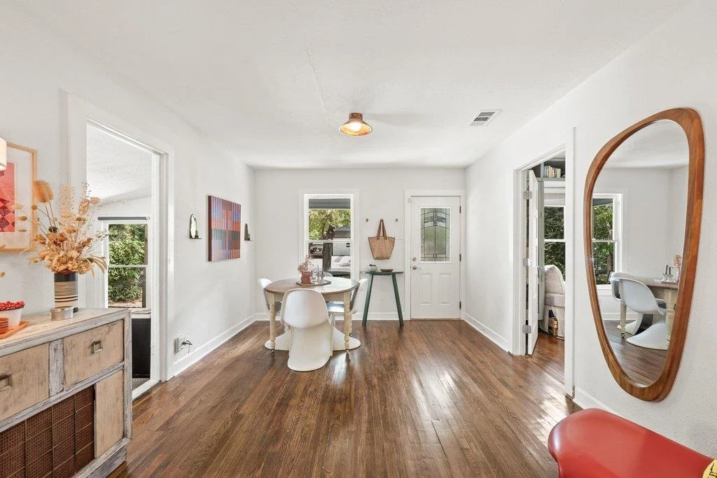 Photo of 403 W 55th ST