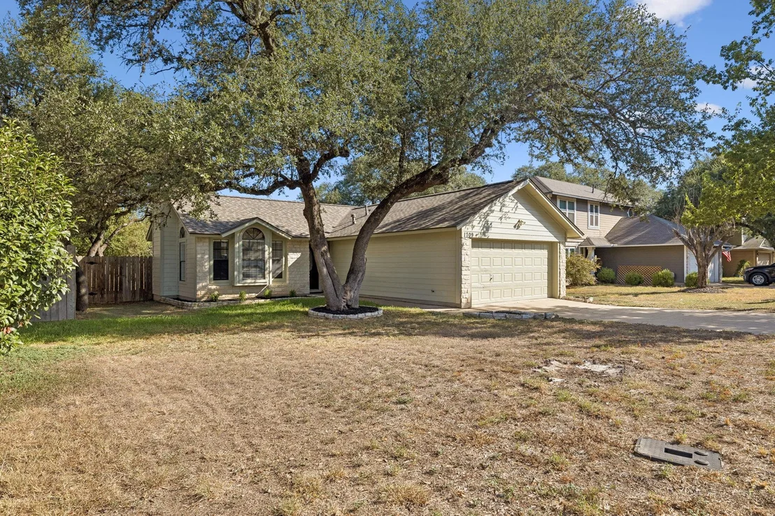 Photo of 1709 Hatch RD