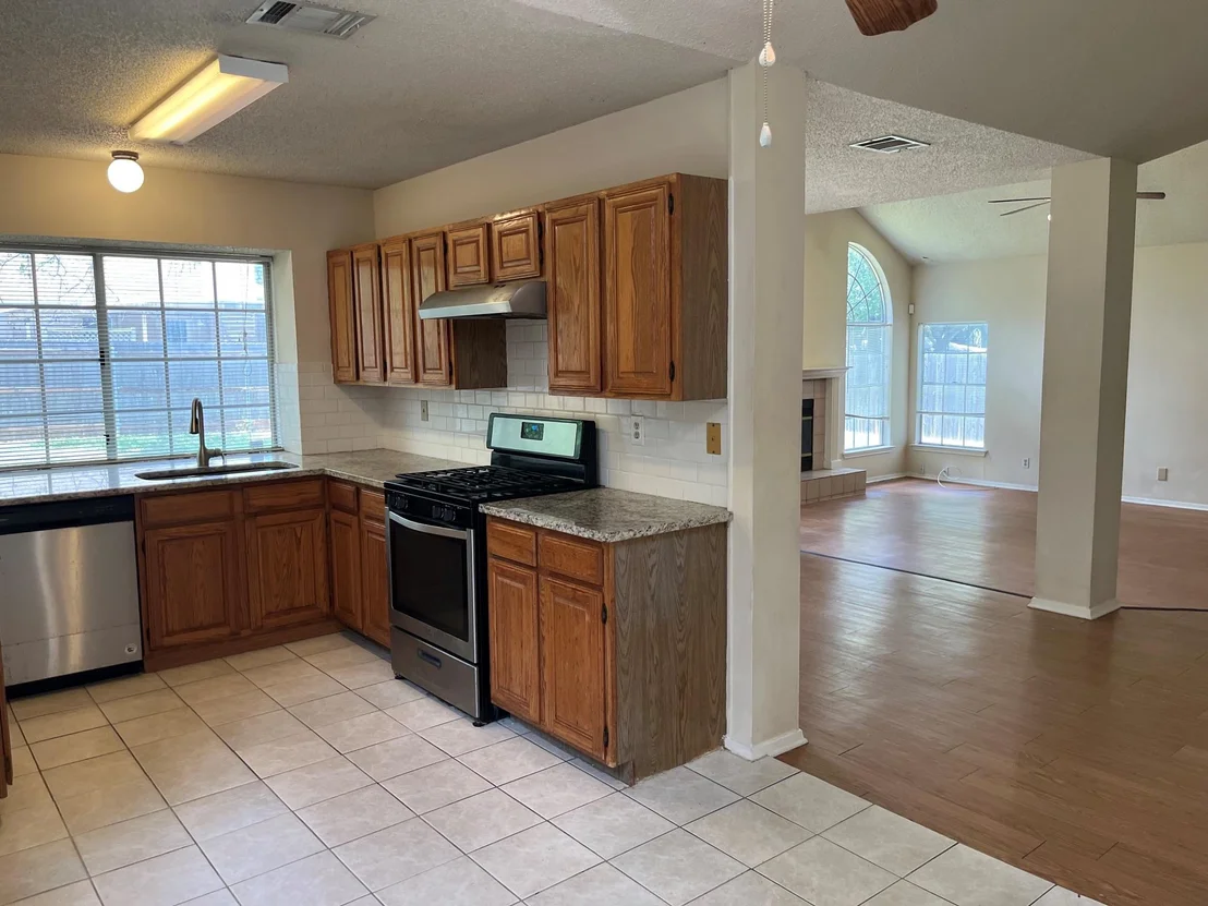 Photo of 1013 Forest TRL