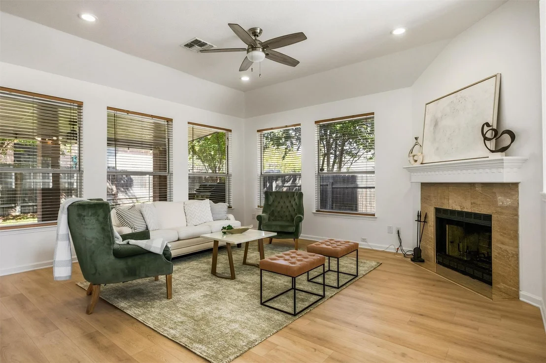 Photo of 18000 Dansworth CV