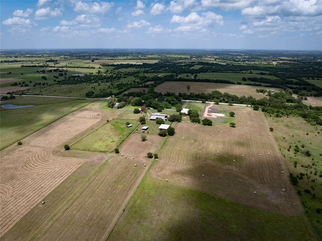 Photo of 1281 Post Oak Point RD