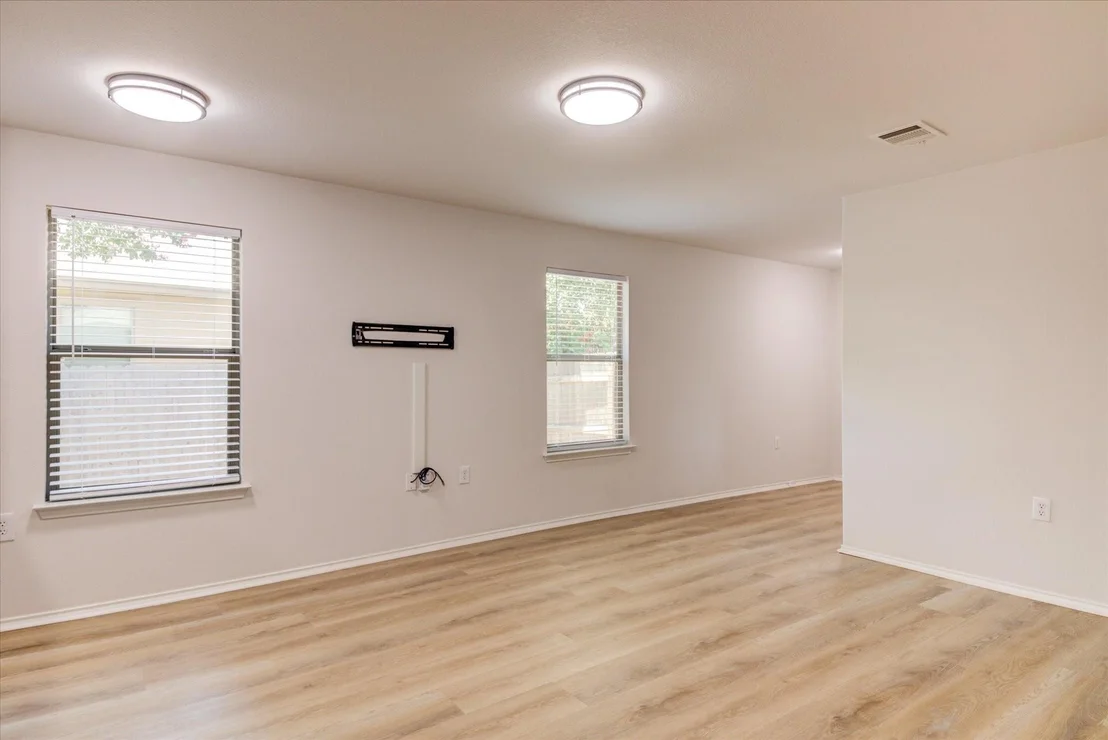 Photo of 5308 Apple Orchard LN