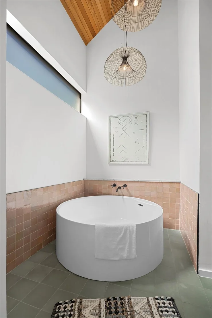 Photo of 7805 Lazy River CV
