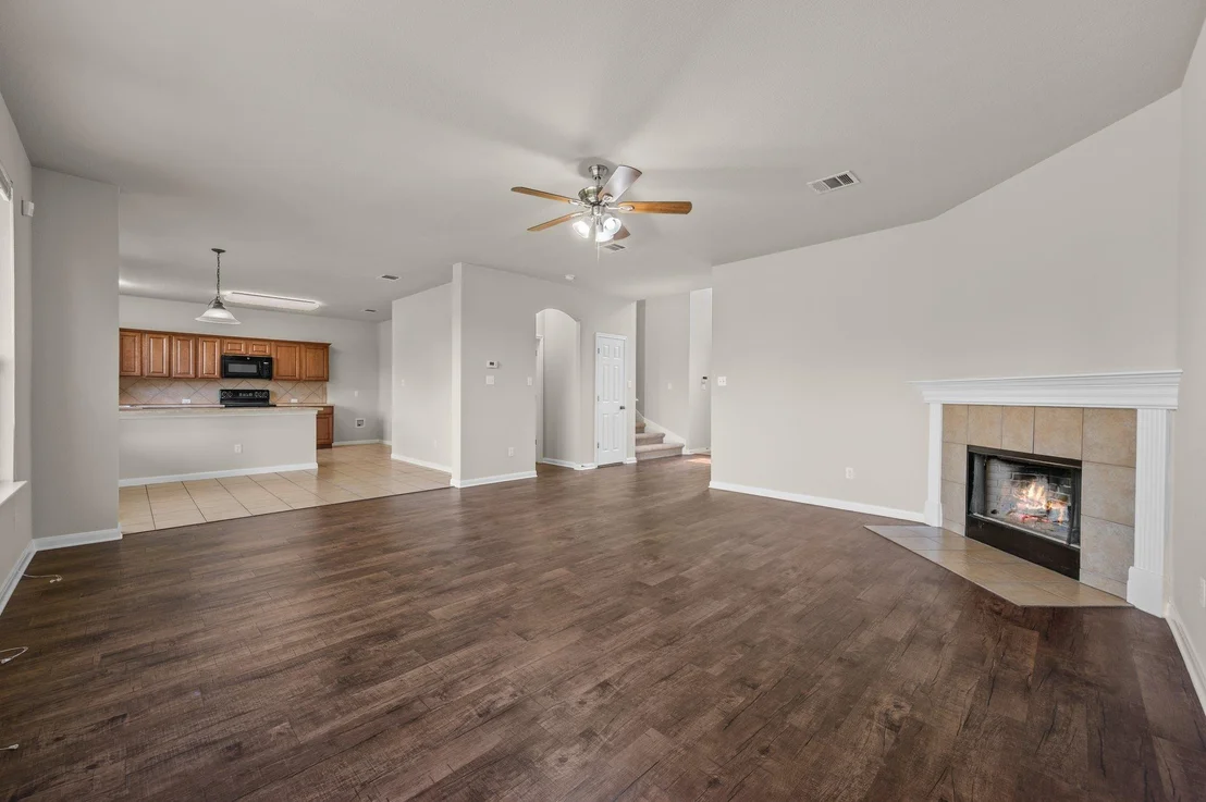 Photo of 215 Gainer DR