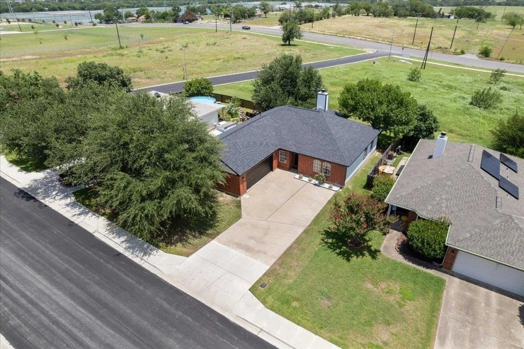 Photo of 772 Clearview CIR
